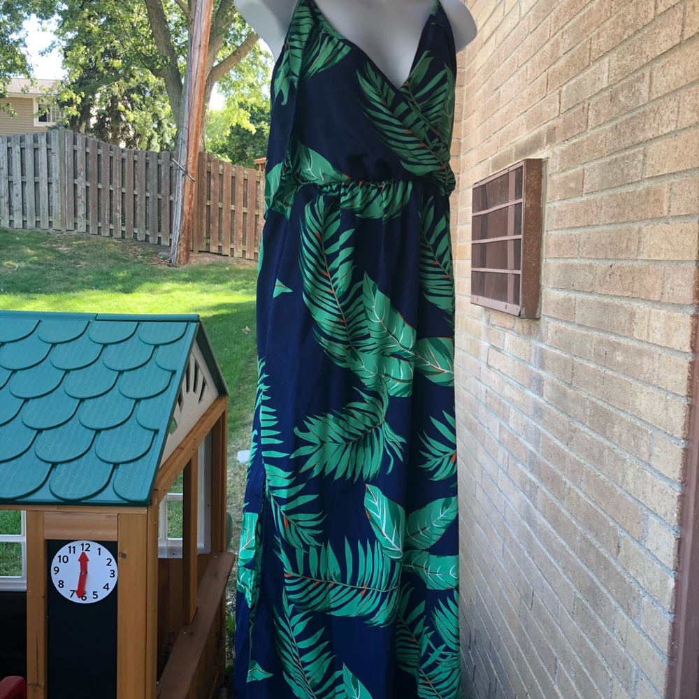 Shein 3xl Cold shoulder tropical dress